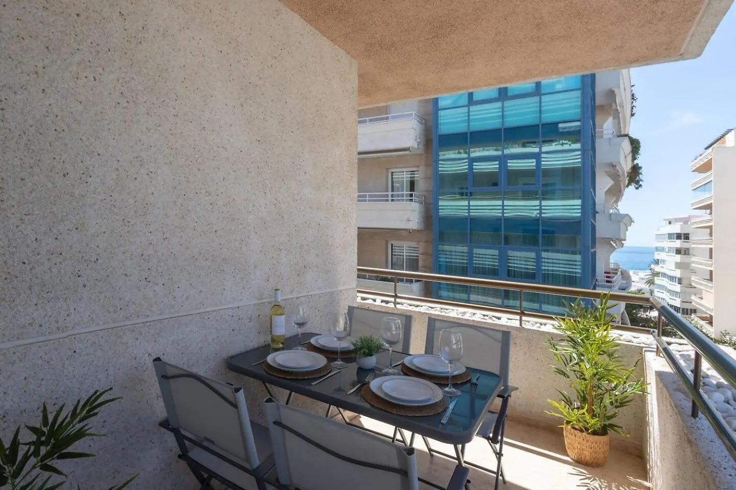 Apartamento Camelias Marbella Playa Con Parking